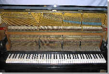 bechstein-piano-2-thum.jpg - 21069 Bytes