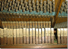 bechstein-piano-3-thum.jpg - 25576 Bytes